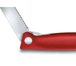 Victorinox 6.7831.FB Swiss Classic Faltbares Tomatenmesser Rot -Victorinox Verkaufsgeschäft 77847a9902032552541433788df2b549